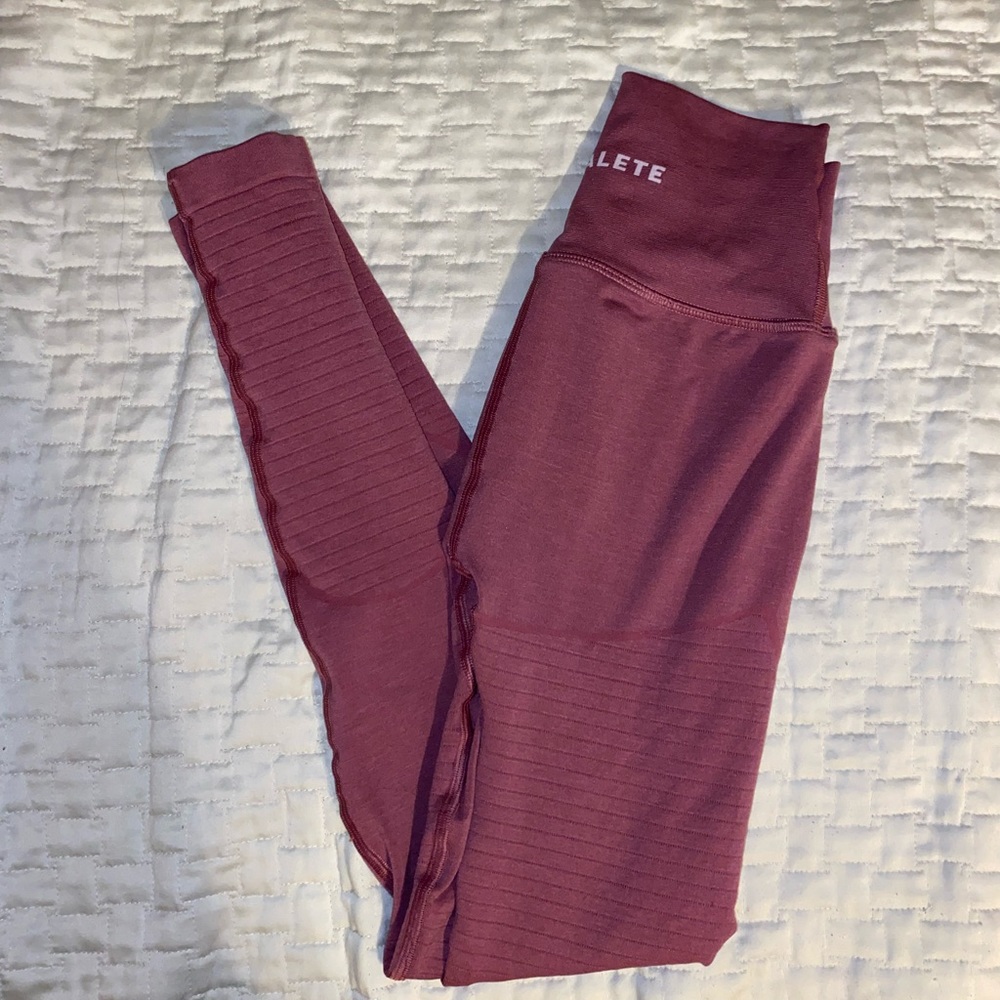 Alphalete leggings - Picture 2 of 2